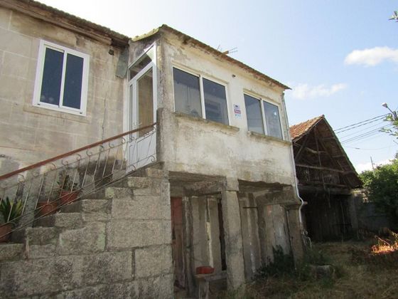 Foto 1 de Casa en venta en Salceda de Caselas de 3 habitaciones con jardín y balcón