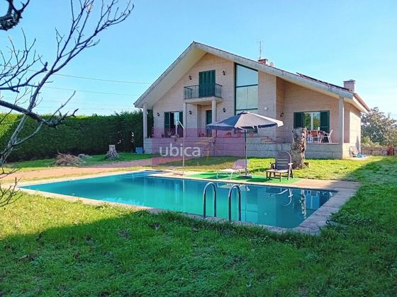 Foto 1 de Casa en venda a Ponteareas de 4 habitacions amb terrassa i piscina