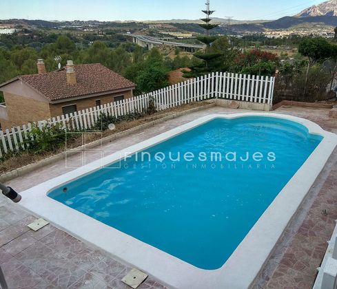 Foto 2 de Xalet en venda a Abrera de 4 habitacions amb terrassa i piscina