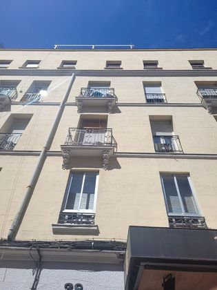 Foto 2 de Piso en venta en calle De Jerónima Llorente de 2 habitaciones con calefacción y ascensor