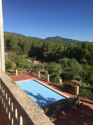Foto 1 de Casa rural en venda a Valls de 4 habitacions amb piscina i jardí