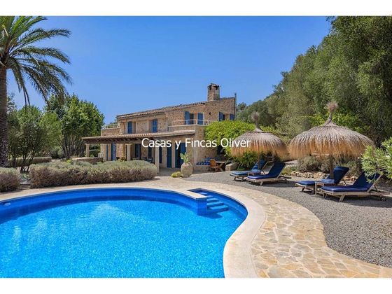 Foto 1 de Casa rural en venda a Gran Via de Colom de 4 habitacions amb terrassa i piscina