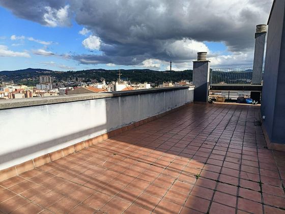 Foto 1 de Àtic en venda a Eixample Nord – La Devesa de 5 habitacions amb terrassa i balcó