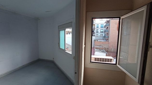Foto 2 de Piso en venta en Centre - Santa Coloma de Gramanet de 3 habitaciones con aire acondicionado