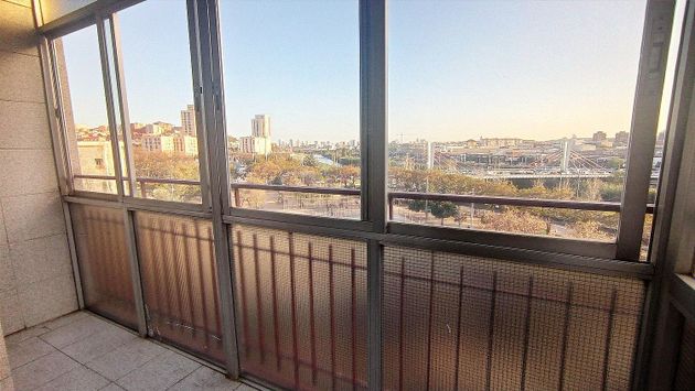 Foto 1 de Piso en venta en Riu de 3 habitaciones con balcón y calefacción