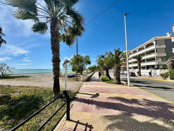 Foto 1 de Piso en venta en Moncófar playa de 2 habitaciones con terraza y balcón