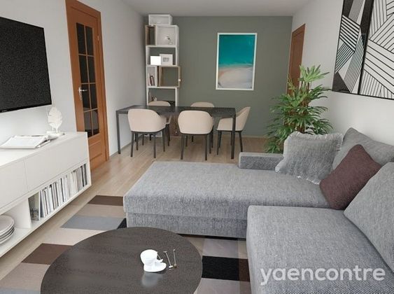 Foto 1 de Venta de piso en calle Pau Claris de 2 habitaciones con calefacción