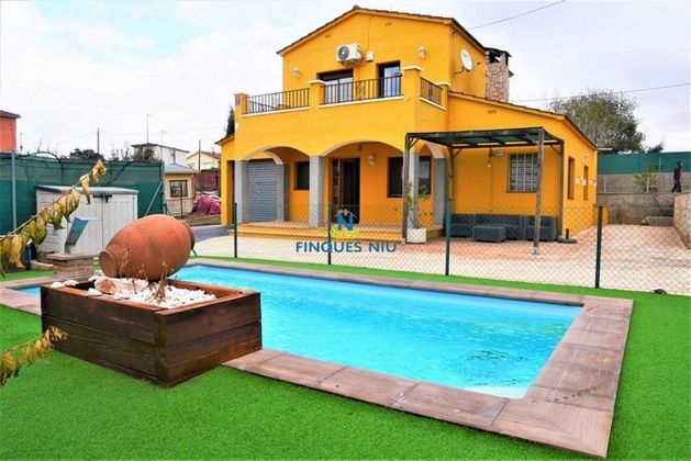 Foto 1 de Xalet en venda a calle Antonio Machado de 4 habitacions amb terrassa i piscina