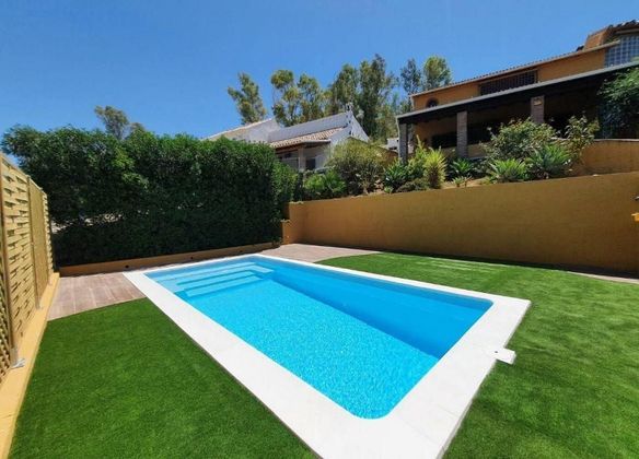 Foto 1 de Xalet en venda a Alhaurín el Grande de 3 habitacions amb terrassa i piscina