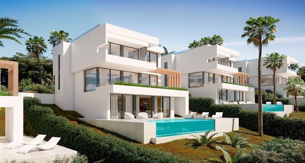 Foto 1 de Casa en venda a Calahonda de 5 habitacions amb terrassa i piscina