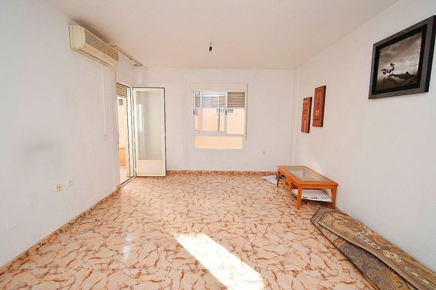 Foto 2 de Venta de piso en Ejido Sur de 4 habitaciones con terraza y piscina