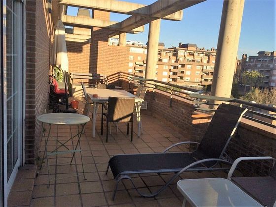 Foto 1 de Ático en venta en La Hoya - Moscatelares de 3 habitaciones con terraza y piscina