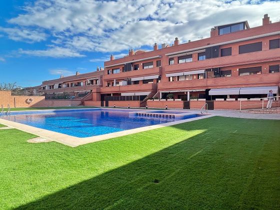 Foto 1 de Pis en venda a Santa Maria-Eixample-Sud Sumella de 3 habitacions amb terrassa i piscina