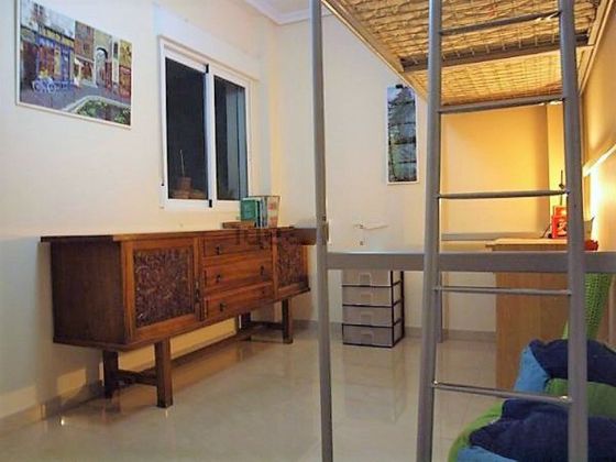 Foto 2 de Venta de piso en Benferri de 3 habitaciones con garaje y aire acondicionado