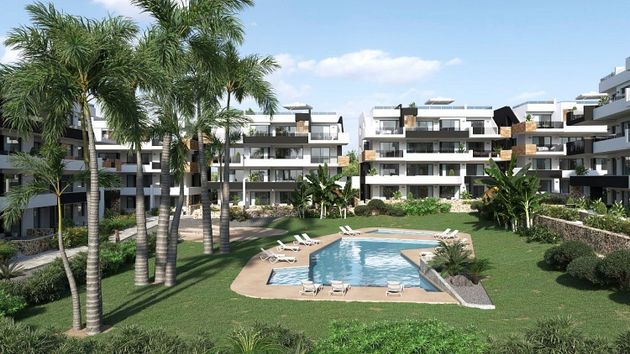Foto 2 de Àtic en venda a Campos de Golf - Villa Martin - Los Dolses de 2 habitacions amb terrassa i piscina