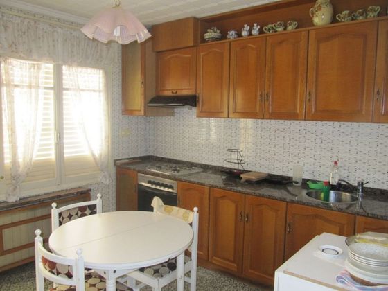 Foto 2 de Chalet en venta en Monóvar/Monòver de 4 habitaciones con aire acondicionado y calefacción