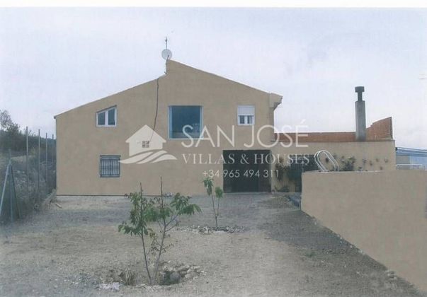 Foto 1 de Casa rural en venda a Castalla de 8 habitacions amb terrassa i piscina