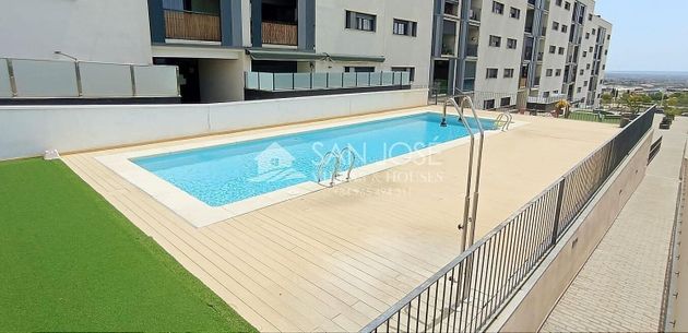 Foto 1 de Pis en venda a Crevillent de 3 habitacions amb terrassa i piscina
