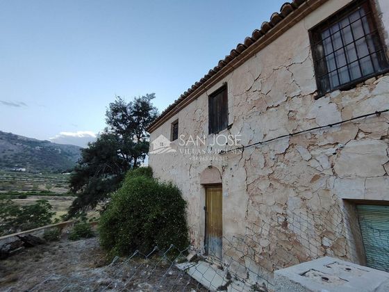 Foto 2 de Casa rural en venda a Monóvar/Monòver de 6 habitacions amb terrassa i garatge