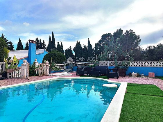 Foto 1 de Xalet en venda a Banyeres de Mariola de 3 habitacions amb terrassa i piscina