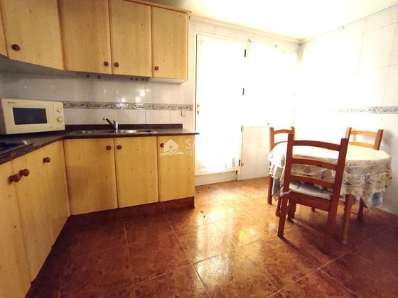 Foto 2 de Casa en venda a Monforte del Cid de 3 habitacions amb aire acondicionat