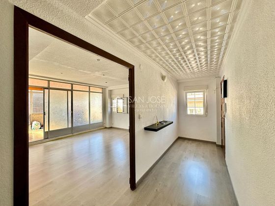 Foto 1 de Ático en venta en Elda de 4 habitaciones con terraza y aire acondicionado