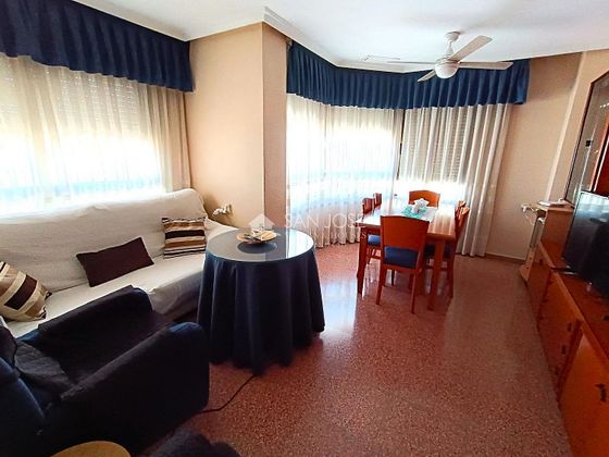Foto 1 de Venta de piso en Novelda de 3 habitaciones con balcón y aire acondicionado