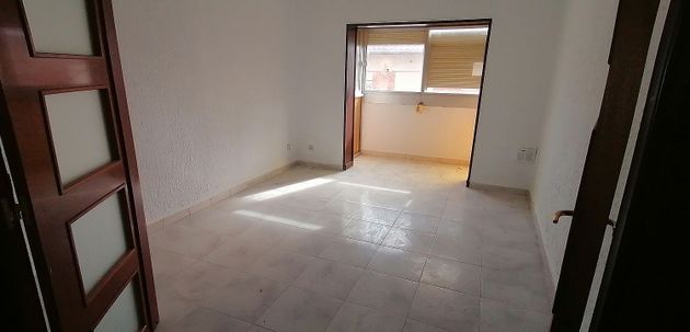 Foto 1 de Venta de piso en calle Espirall de 3 habitaciones y 82 m²