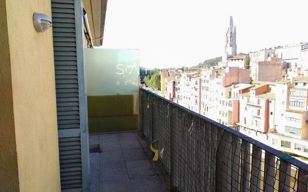 Foto 1 de Dúplex en venda a Centre - Girona de 3 habitacions amb terrassa i garatge