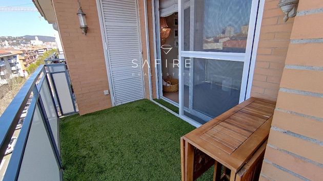 Foto 1 de Dúplex en venda a Eixample Nord – La Devesa de 3 habitacions amb terrassa i ascensor