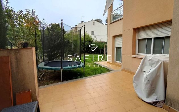Foto 2 de Pis en venda a Montjuïc de 4 habitacions amb piscina i garatge
