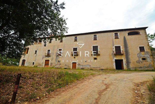 Foto 2 de Casa rural en venta en Flaçà de 3 habitaciones y 600 m²
