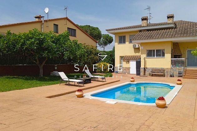 Foto 2 de Casa en venta en Santa Coloma de Farners de 5 habitaciones con terraza y piscina