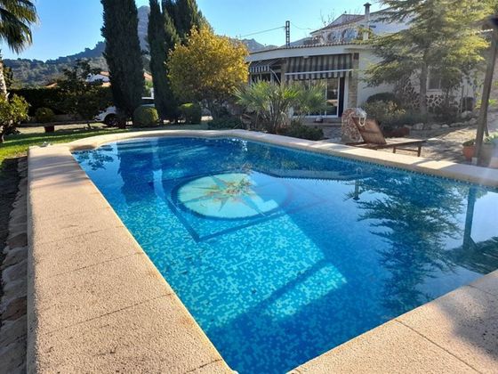 Foto 2 de Xalet en venda a calle Terrateig de 3 habitacions amb terrassa i piscina