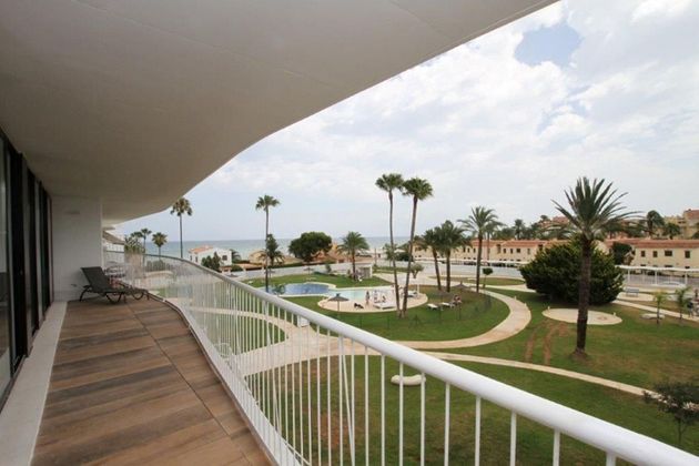 Foto 2 de Venta de piso en Les Marines/Las Marinas de 3 habitaciones con terraza y piscina