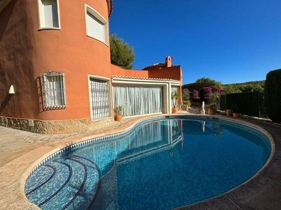 Foto 1 de Xalet en venda a El Montgó de 3 habitacions amb terrassa i piscina