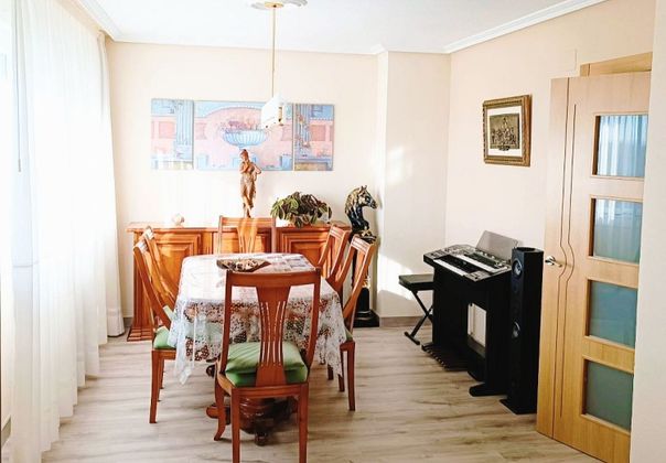 Foto 2 de Pis en venda a Villamuriel de Cerrato de 3 habitacions amb terrassa i calefacció