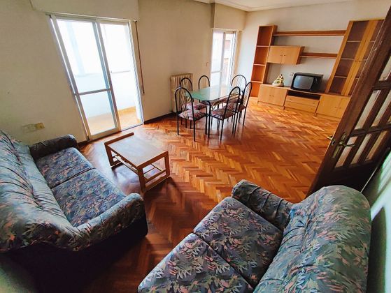 Foto 1 de Pis en venda a Centro - Palencia de 3 habitacions amb terrassa i calefacció