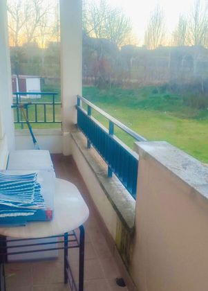 Foto 2 de Piso en venta en Grijota de 2 habitaciones con terraza y piscina