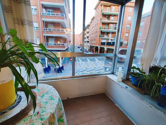 Foto 2 de Venta de piso en Campo de la Juventud de 4 habitaciones con terraza y balcón