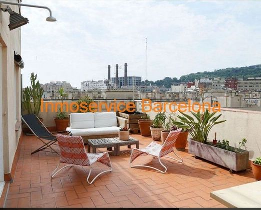 Foto 2 de Àtic en lloguer a calle De la Riereta de 2 habitacions amb terrassa i mobles