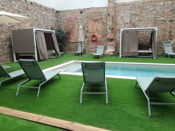 Foto 1 de Pis en lloguer a El Raval de 2 habitacions amb terrassa i piscina