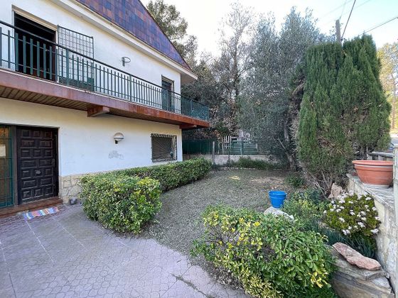 Foto 1 de Xalet en venda a Pallejà de 4 habitacions amb terrassa i jardí