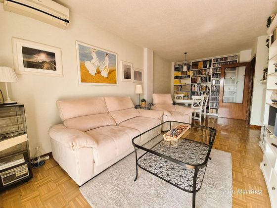 Foto 1 de Pis en venda a Covibar - Pablo Iglesias de 4 habitacions amb terrassa i aire acondicionat