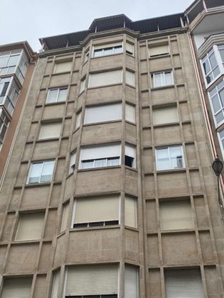 Foto 1 de Venta de piso en Centro - Ourense de 4 habitaciones con terraza y calefacción