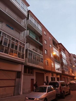 Foto 1 de Pis en venda a Centro - Ourense de 3 habitacions amb balcó