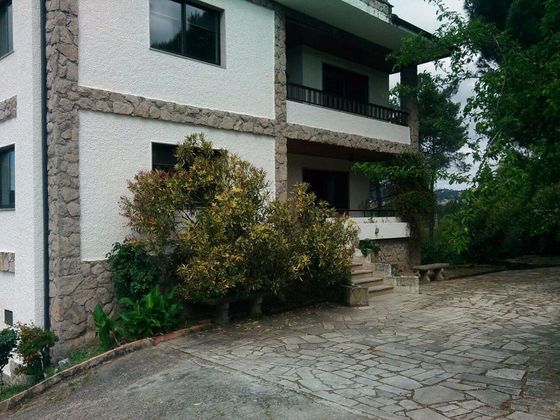 Foto 2 de Xalet en venda a San Cibrao das Viñas de 5 habitacions amb piscina i garatge