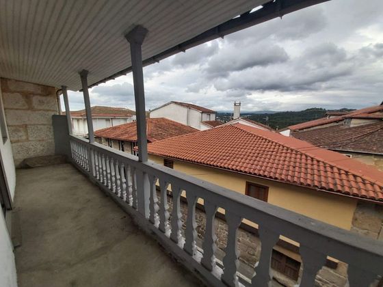 Foto 1 de Casa en venda a San Cibrao das Viñas de 3 habitacions amb terrassa i mobles
