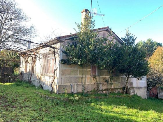 Foto 2 de Xalet en venda a Amoeiro de 2 habitacions amb garatge i jardí