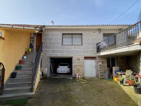 Foto 1 de Casa en venta en Lobios de 3 habitaciones con terraza y garaje
